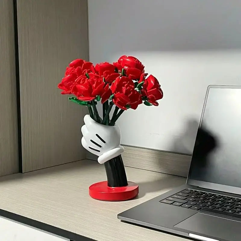 Mickey Créatif – Figurine Kawaii avec Vase de Roses